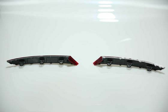 De Reflectorlicht van de auto verfraait het Achterbumper voor VW Passat 16-18 Licht